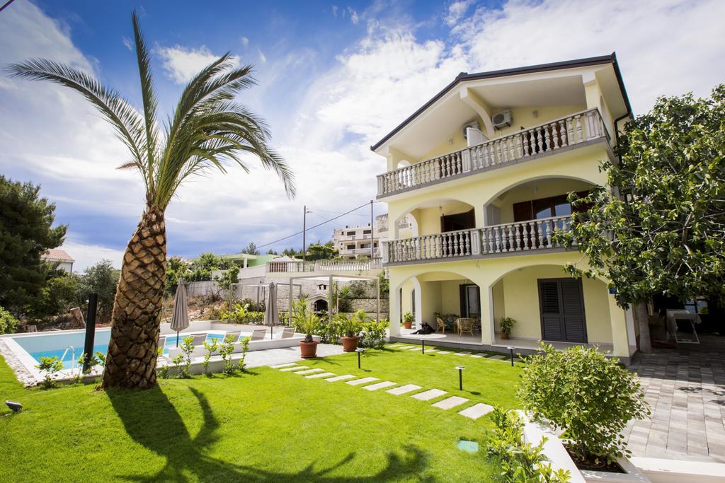 Apartments Bago Trogir Exterior photo