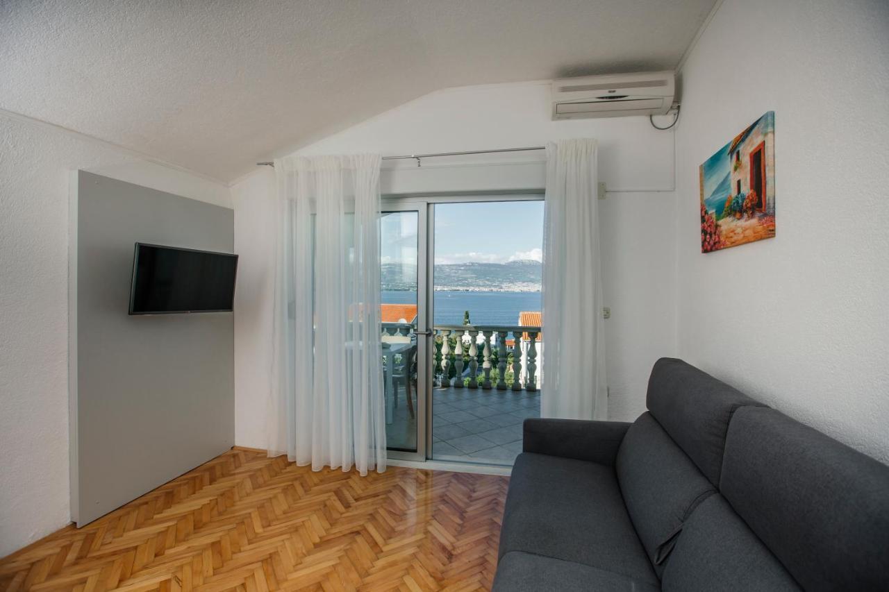 Apartments Bago Trogir Exterior photo